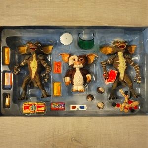 VINTAGE NECA 3 piece GREMLINS set
